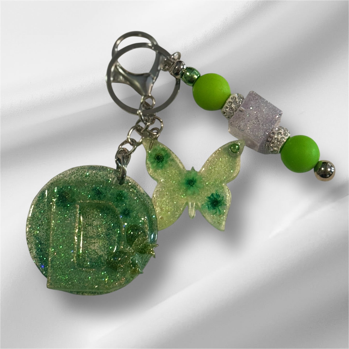 Resin initial keychain