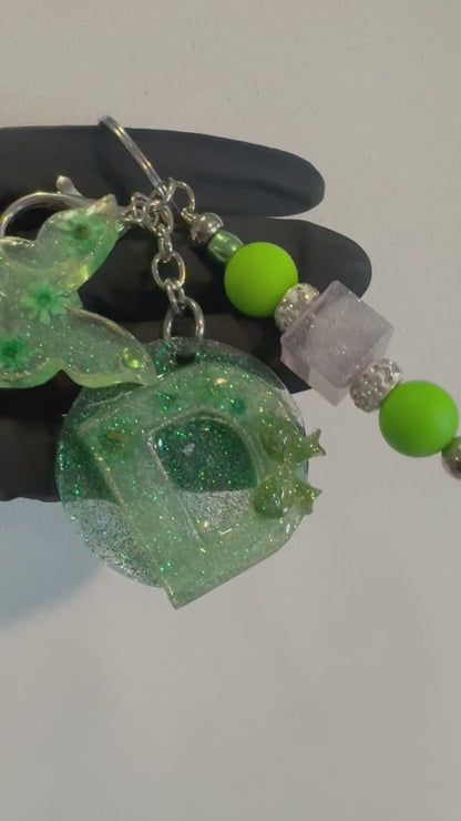 Resin initial keychain